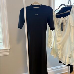 Nike Women's Black Long Sleeve Dress